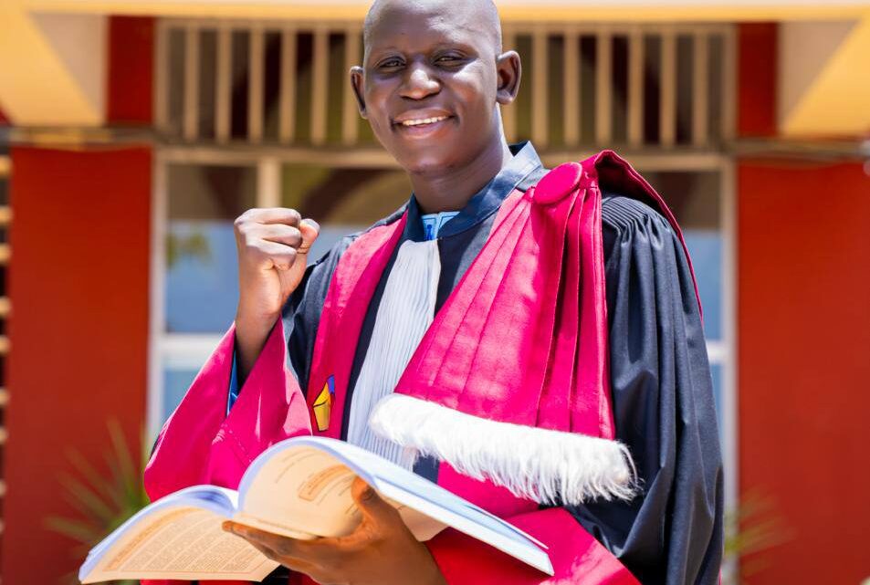 SOUTENANCE DE THESE DE DOCTORAT DE Mr Moriba CISSE SOUTENANCE DE THESE DE DOCTORAT DE Mr Moriba CISSE